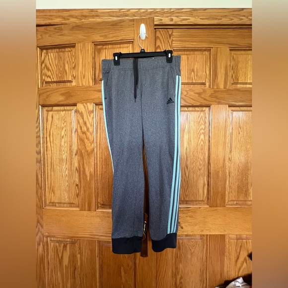 Adidas - Sweatpants - Picture 1 of 7